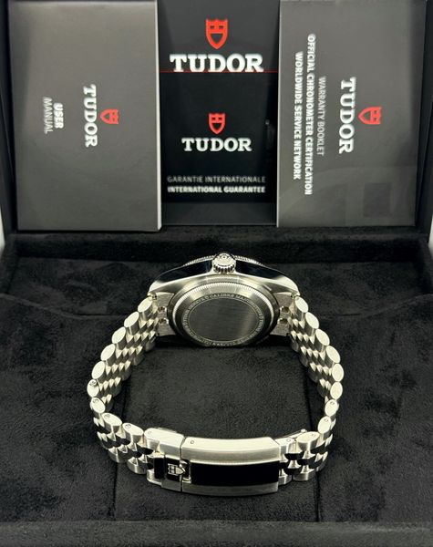 Tudor Black Bay M7941A1A0NU-0003